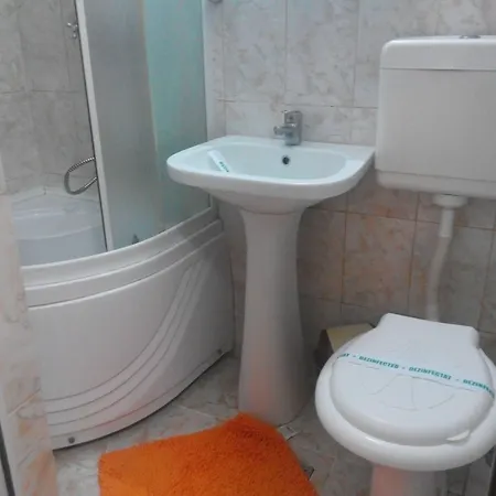 La Casa Nord Bukarest