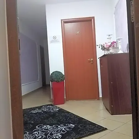 La Casa Nord בוקרשט