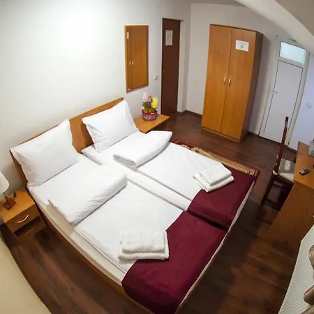 La Casa Nord 布加勒斯特