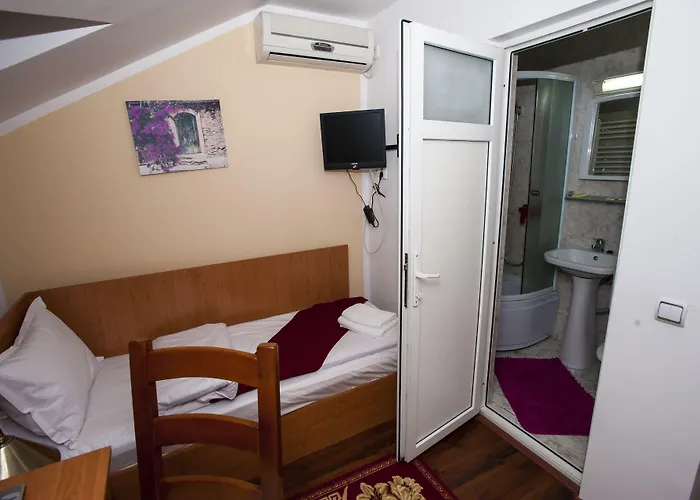 La Casa Nord 부쿠레슈티